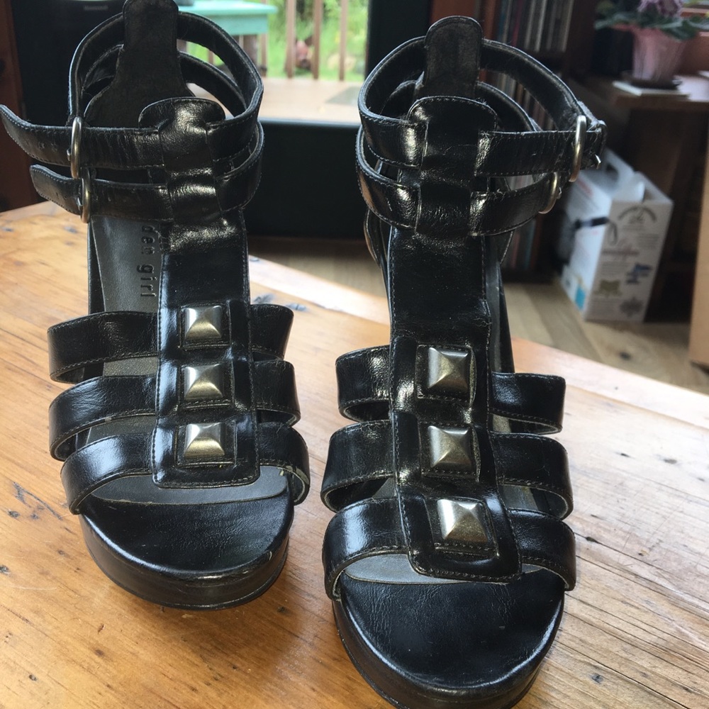 Madden Girl black heels size 7.5